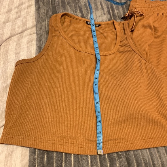 Super Cute Brown 2 Piece Set 🤎🤎 - Picture 16 of 16